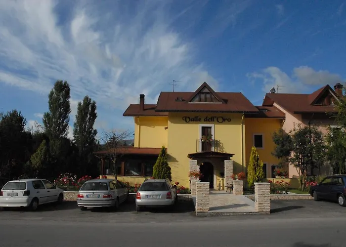 Valle Dell' Oro מלון 3*